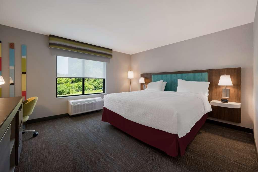 Hampton Inn By Hilton Detroit Southfield Room photo