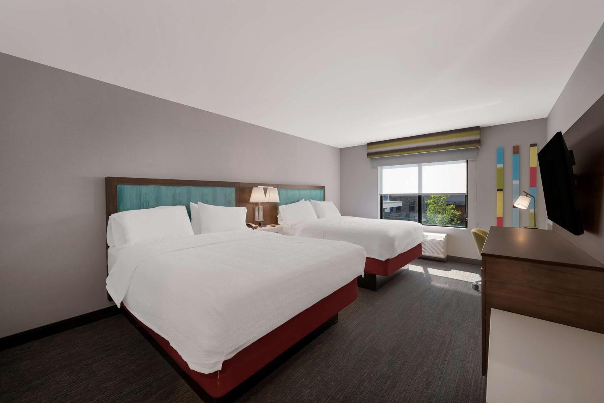 Hampton Inn By Hilton Detroit Southfield Exterior photo