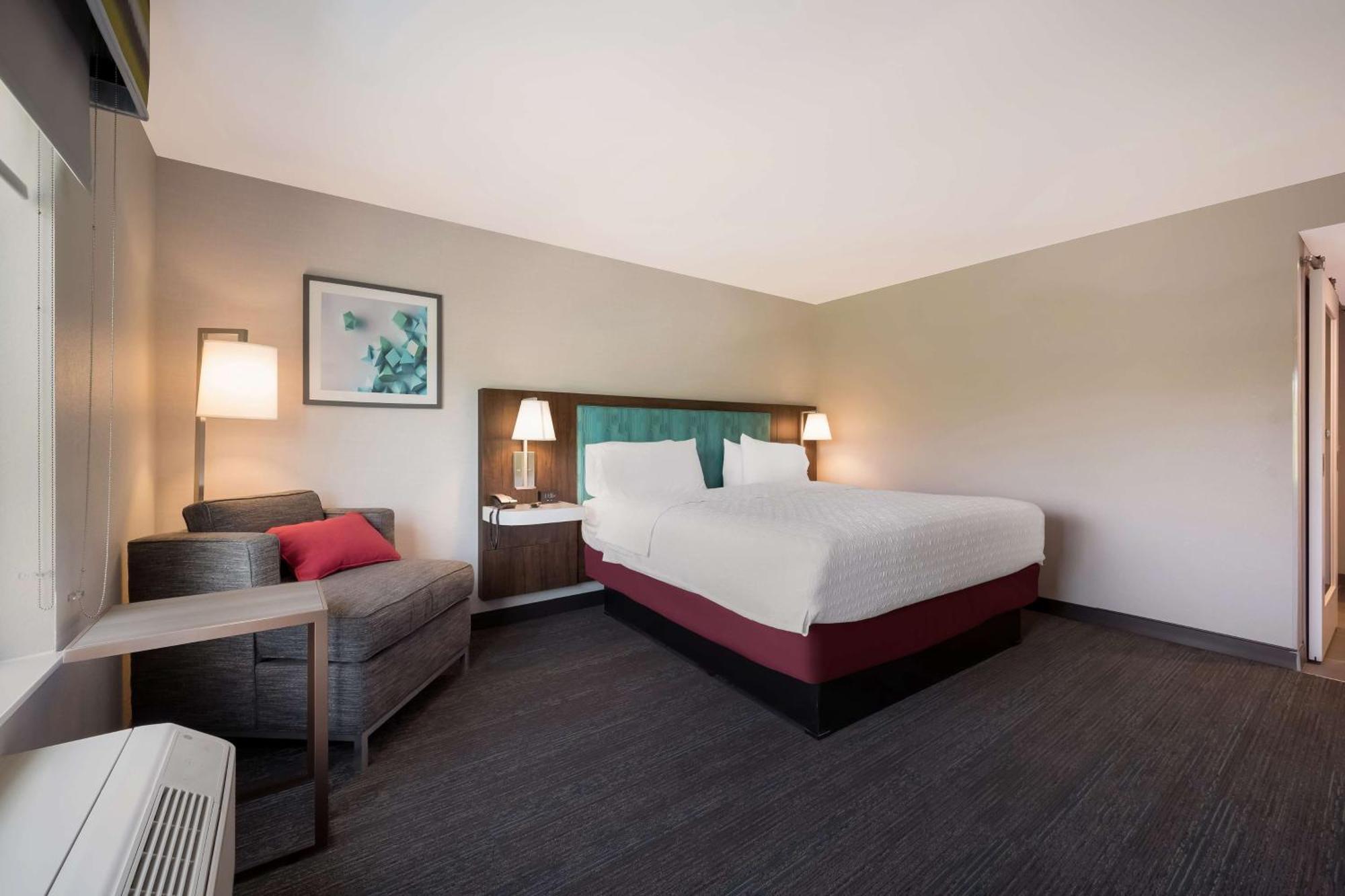 Hampton Inn By Hilton Detroit Southfield Exterior photo